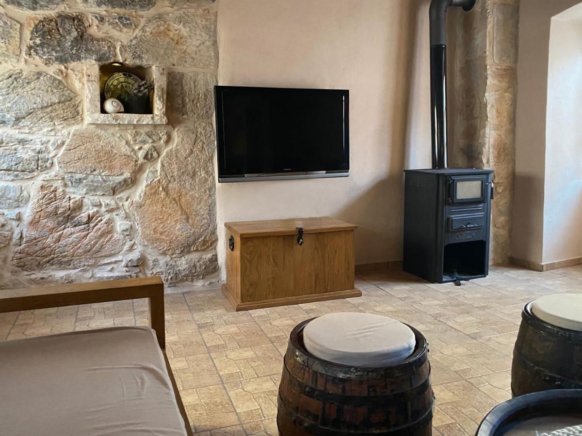 Vrbanj Holiday Home Hauser מראה חיצוני תמונה