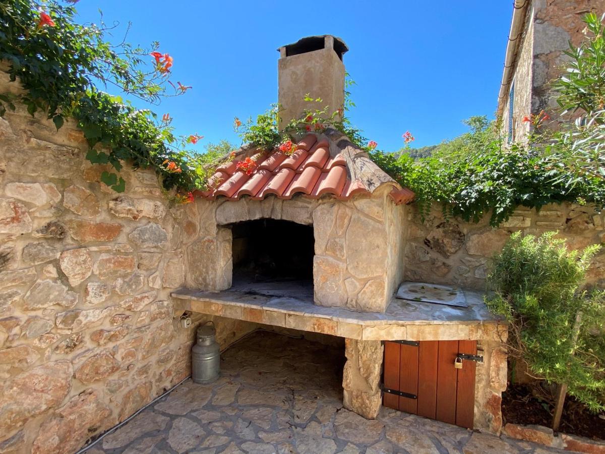 Vrbanj Holiday Home Hauser מראה חיצוני תמונה