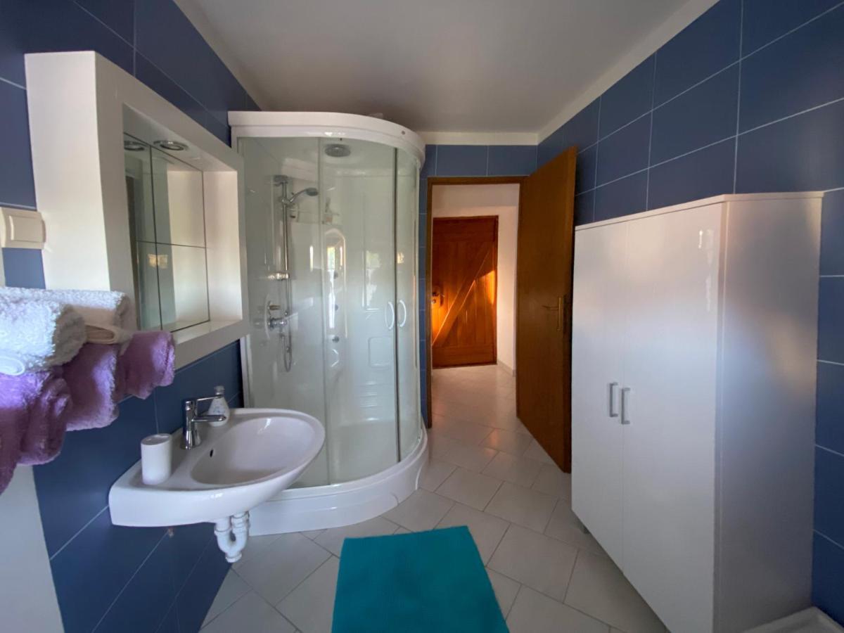 Vrbanj Holiday Home Hauser מראה חיצוני תמונה