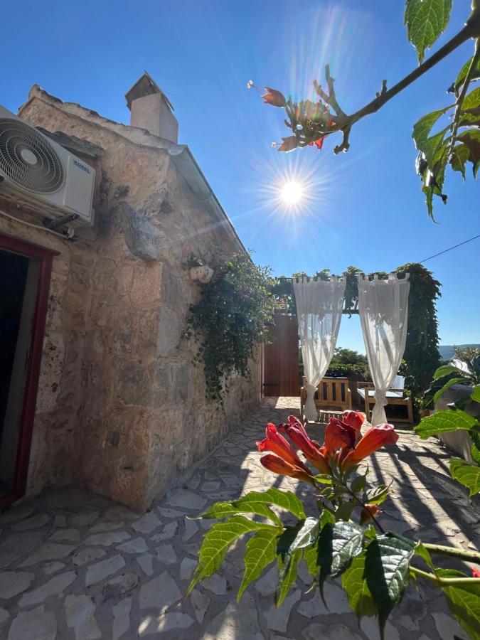 Vrbanj Holiday Home Hauser מראה חיצוני תמונה