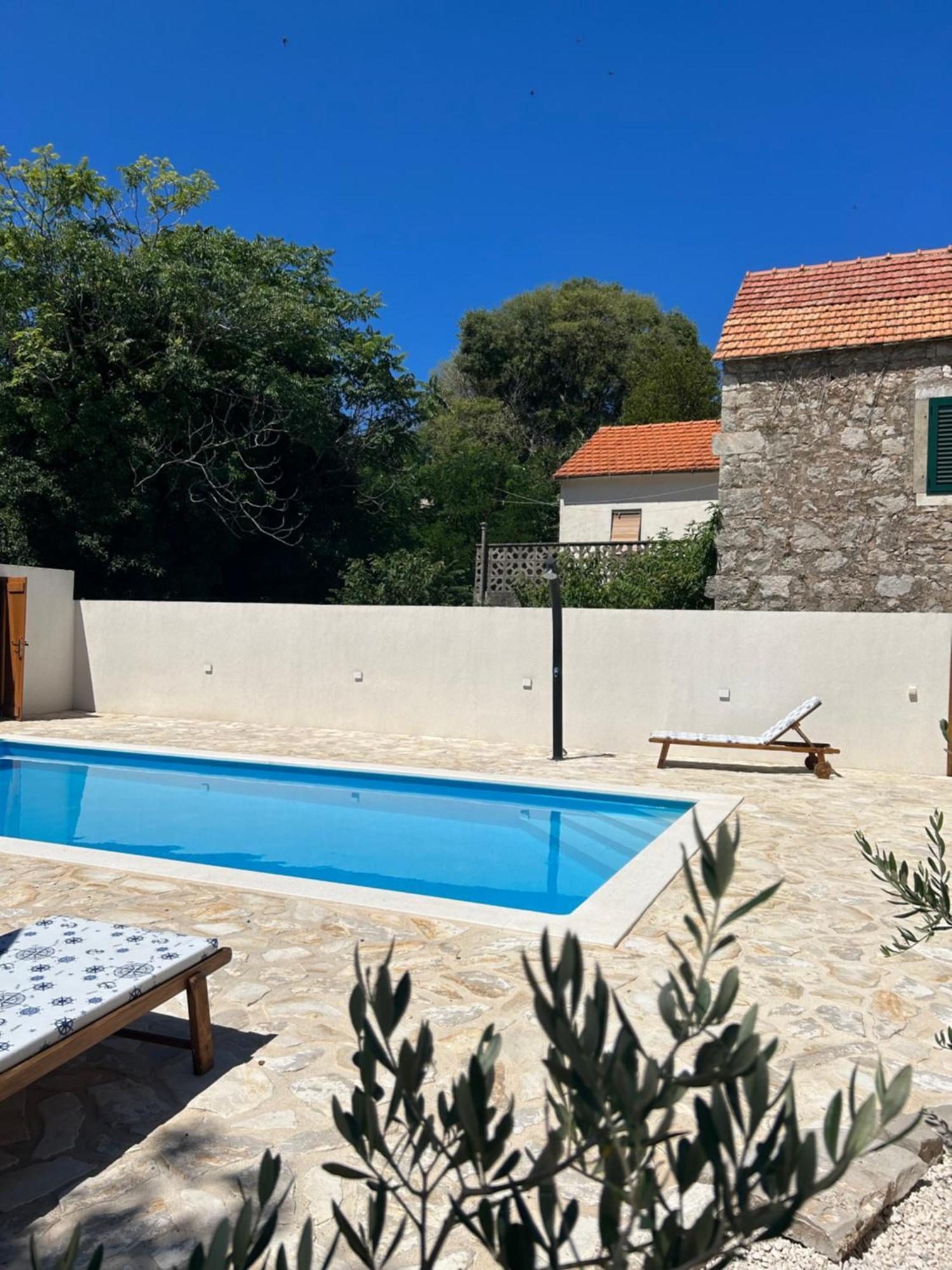 Vrbanj Holiday Home Hauser מראה חיצוני תמונה